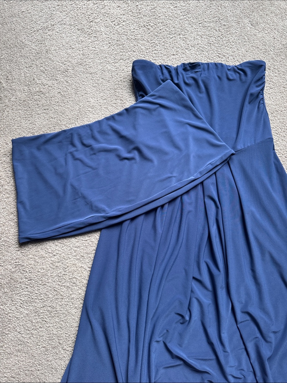 The Loop Dress - Picture 2 of 4